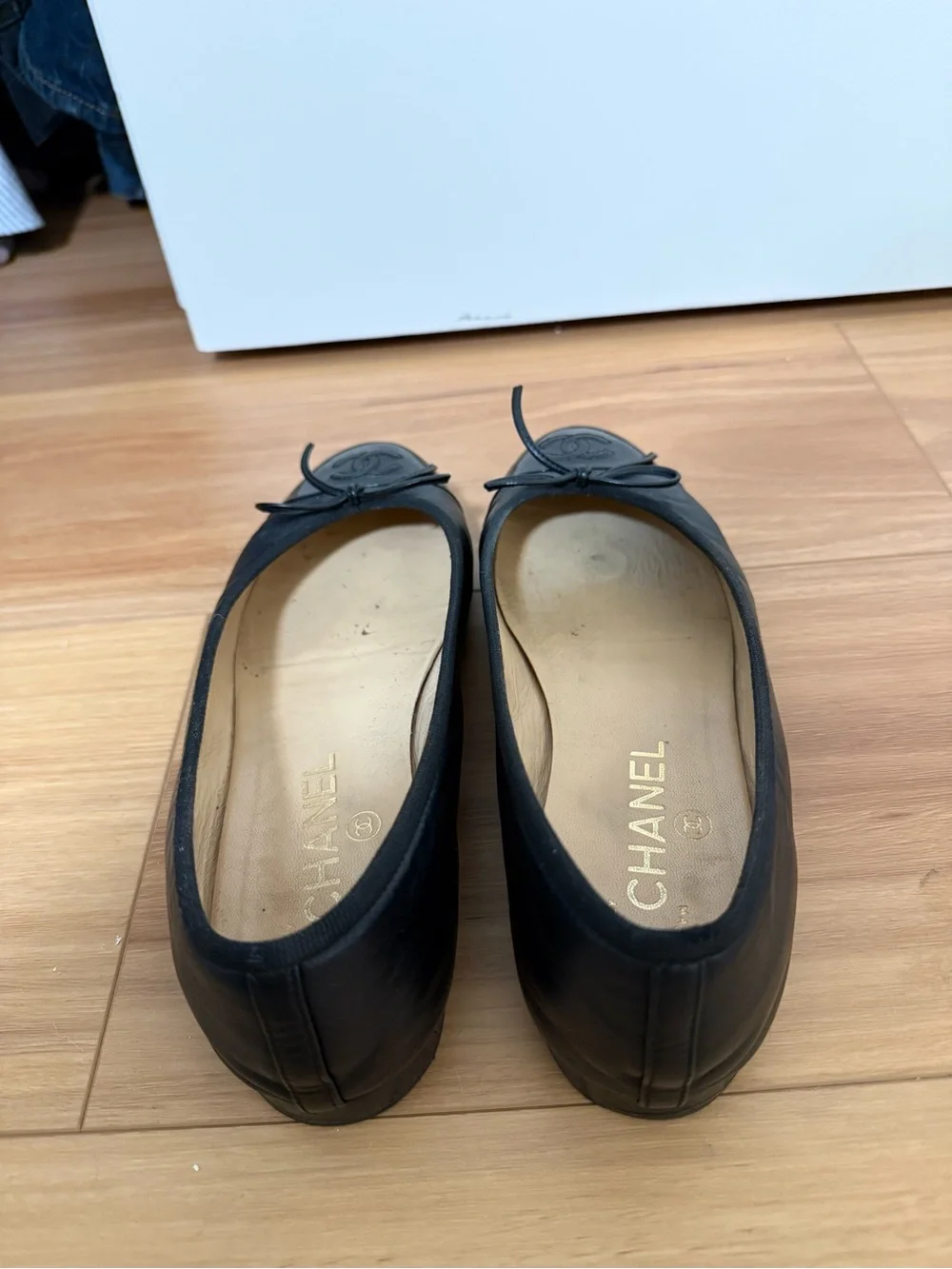 CHANEL Black Leather and Patent Toe Ballet Flats